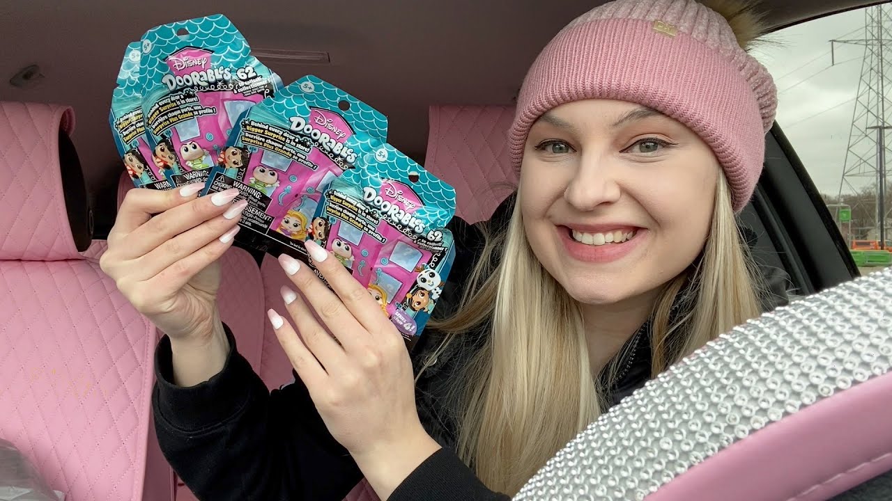 DISNEY DOORABLES AT DOLLAR TREE! (I BOUGHT THE WHOLE BOX)