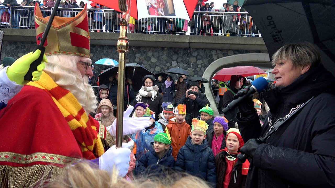 2023 HMS 175 CZV ZILT Intocht Sinterklaas Harlingen