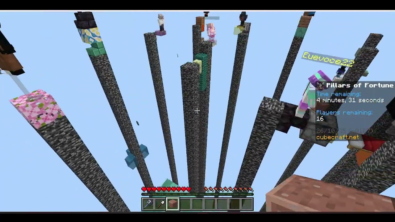 Playing Pillars of Fortune in Minecraft Bedrock Edition