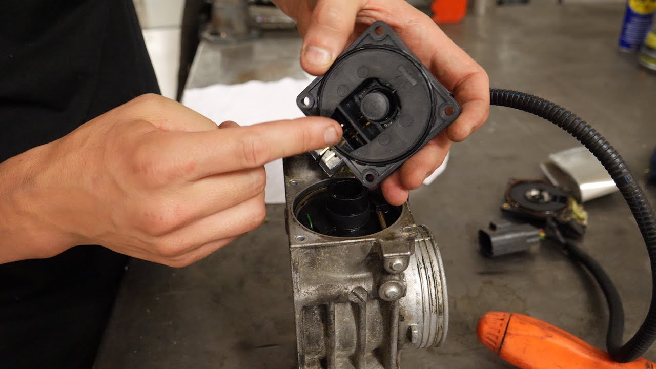 Byta Volvo spjäll sensor