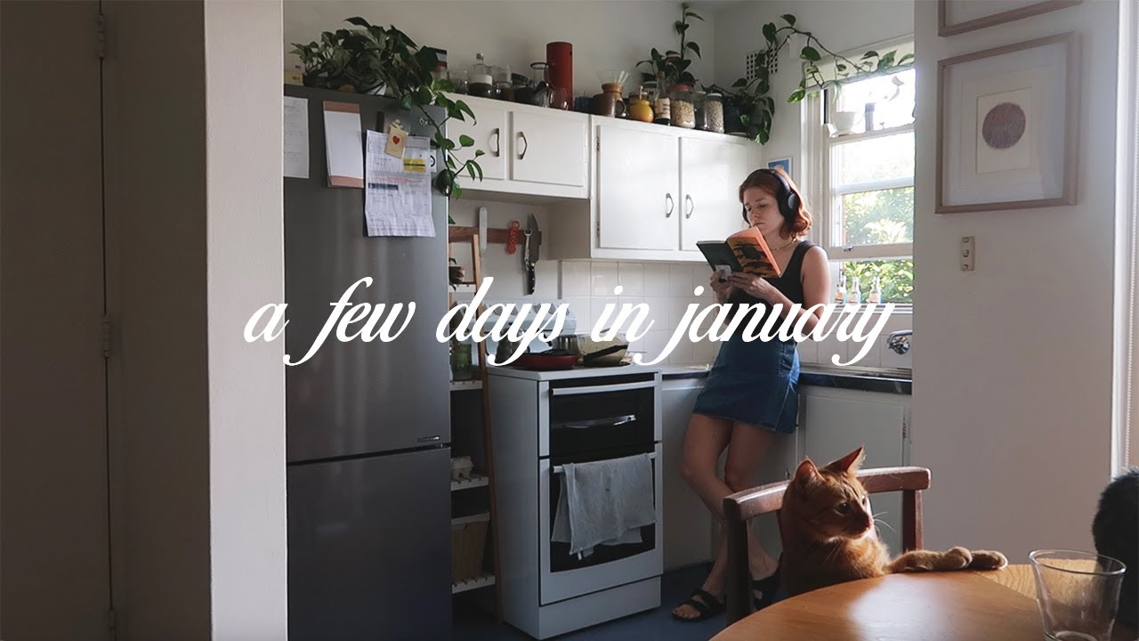 Spend a few days with me 💌 book shopping, being hormonal, cozy vlog
