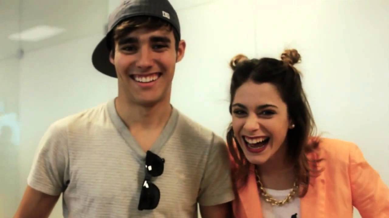 Violetta en Vivo - La llegada a México