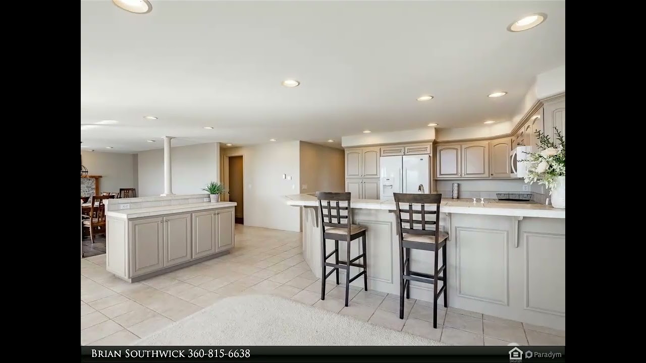 Windermere Real Estate/Whatcom, Inc. - 8024 Chinook Way