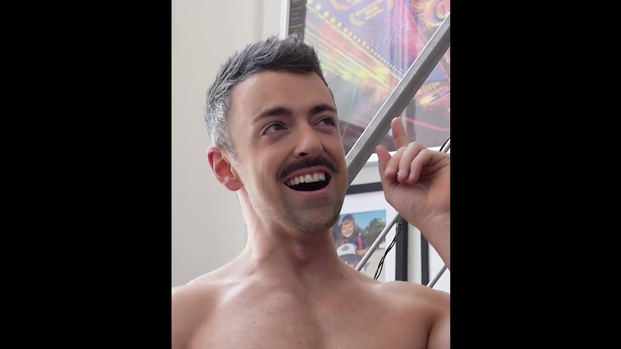 Harry's: Morning Warm-ups with Matteo Lane