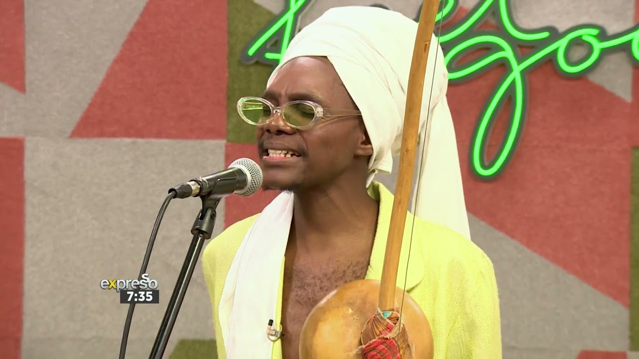 Instrumentalist, Odwa Bongo performs 'Uvotelantoni'