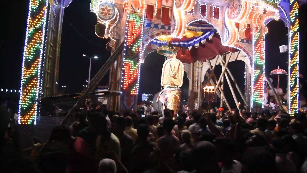 Arattupuzha Pooram Devasangamam 2016