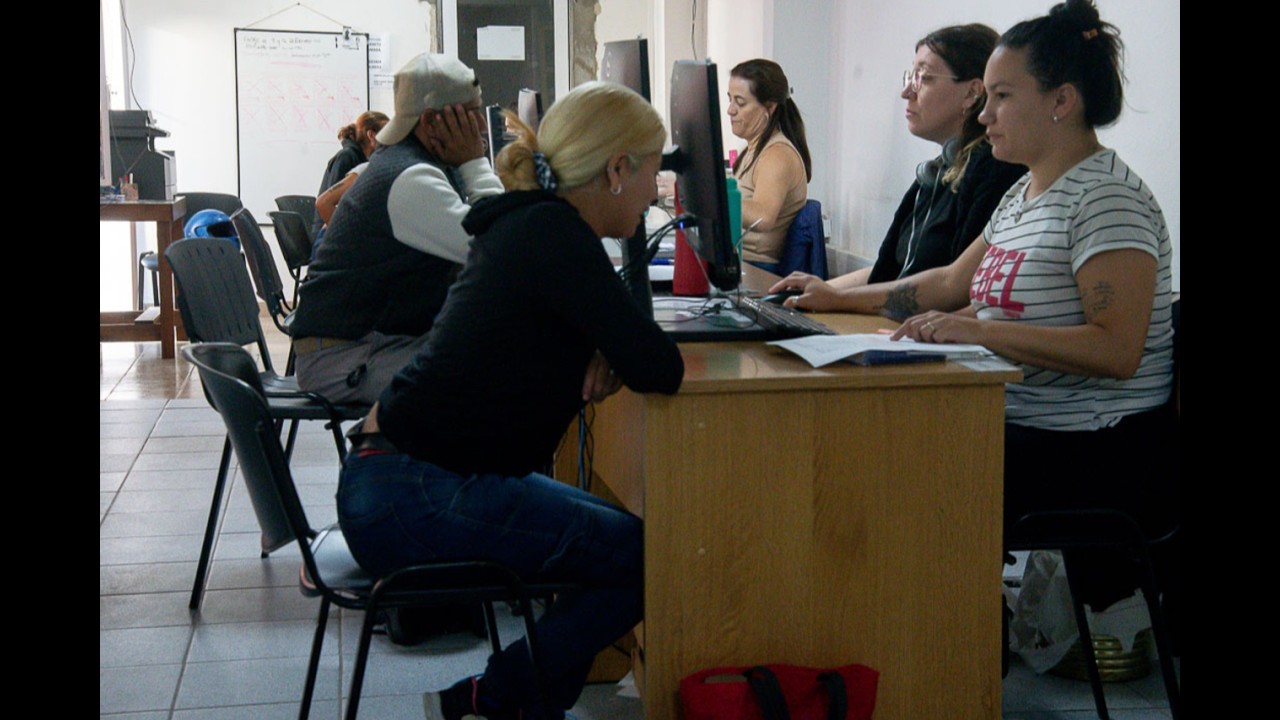 La Municipalidad convoca a empresas a sumarse a programas de inserción laboral