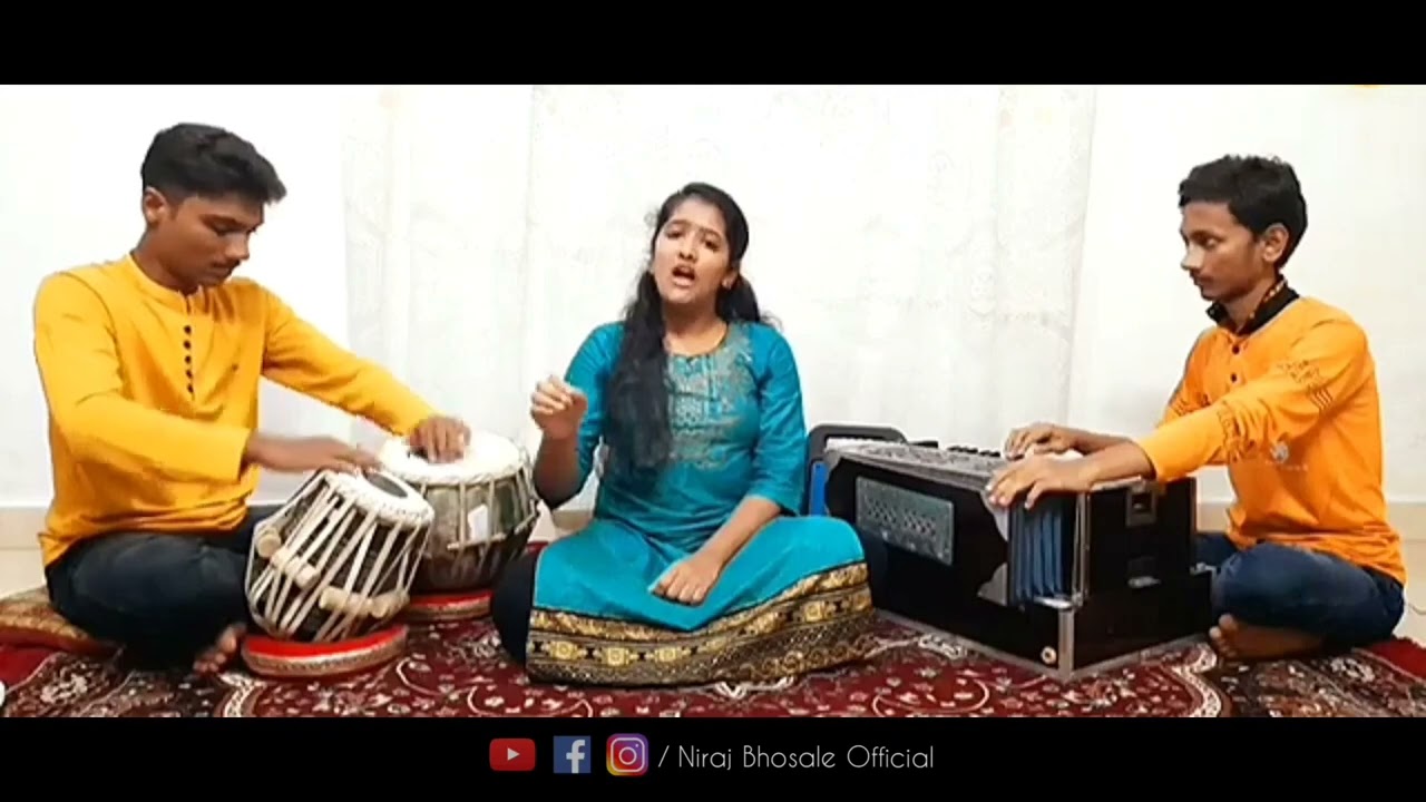 Ata Kothe Dhave Man/आता कोठे धावे मन | अभंग | By Devyani Kesarkar