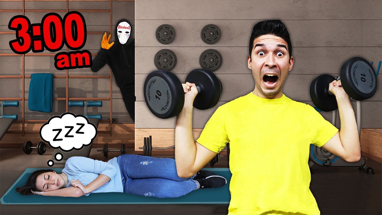 TUTTA LA NOTTE IN UNA PALESTRA DI UN HOTEL NASCOSTI DAL DOTTOR GINIU!