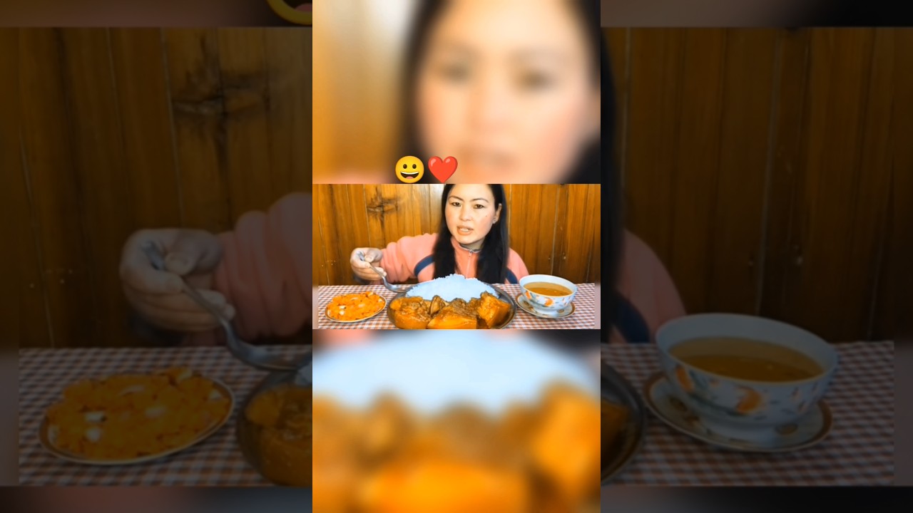 Eating pork curry with rice 👍🏻😋