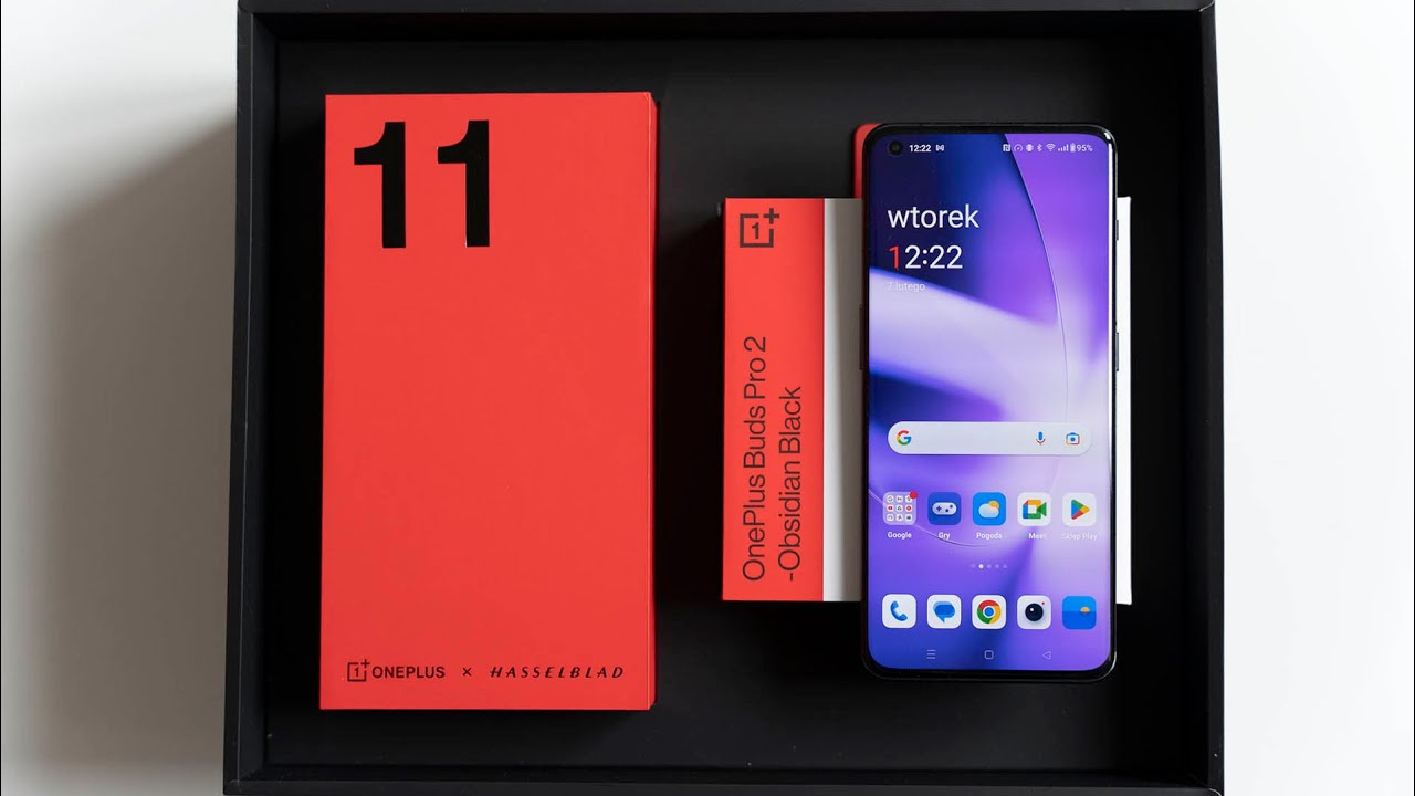 OnePlus 11 unboxing and hands on