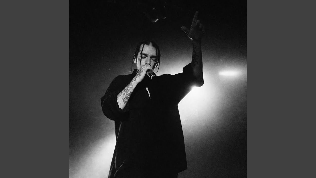 Ay Işığına Bezenmiş Aşk