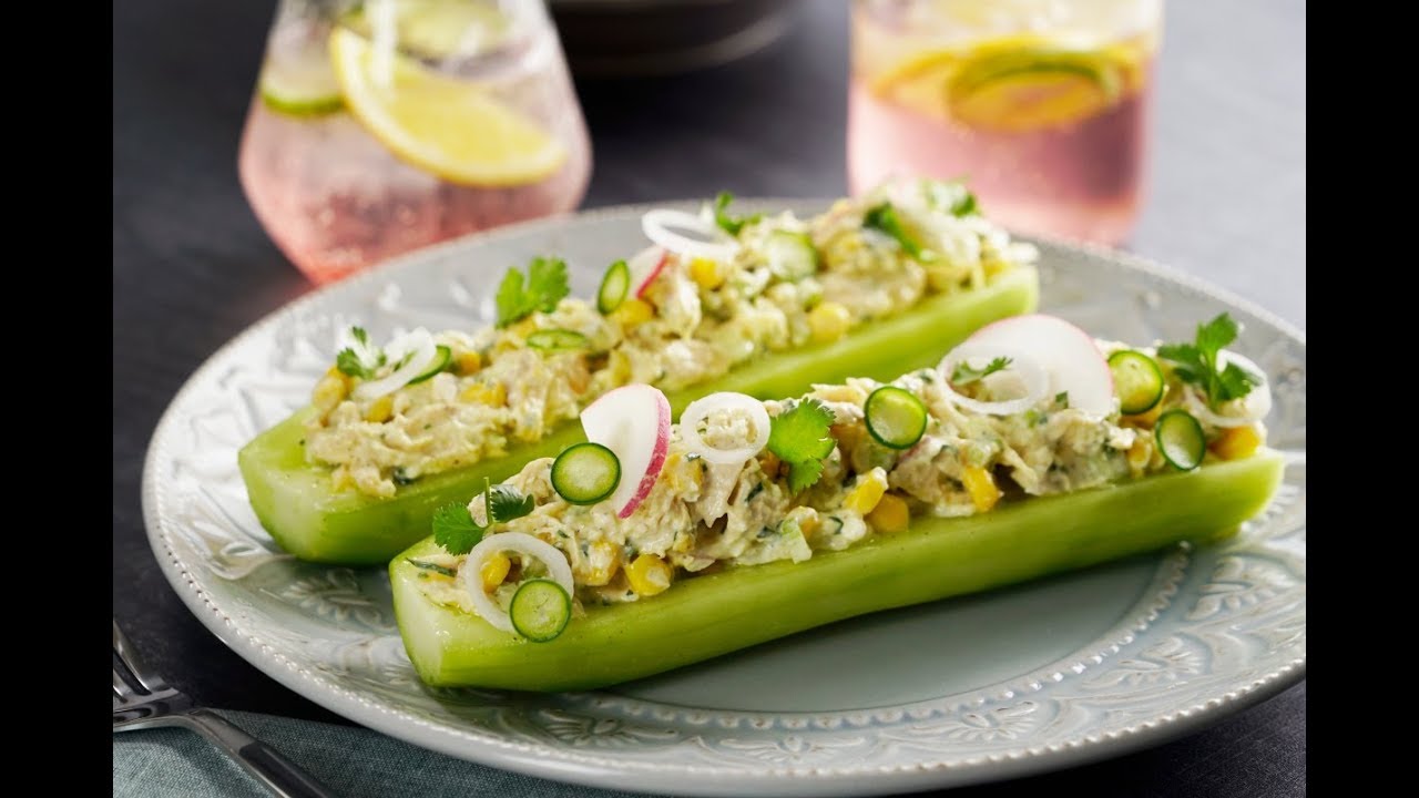 Pepinos Rellenos de Ensalada Cremosa de Pollo