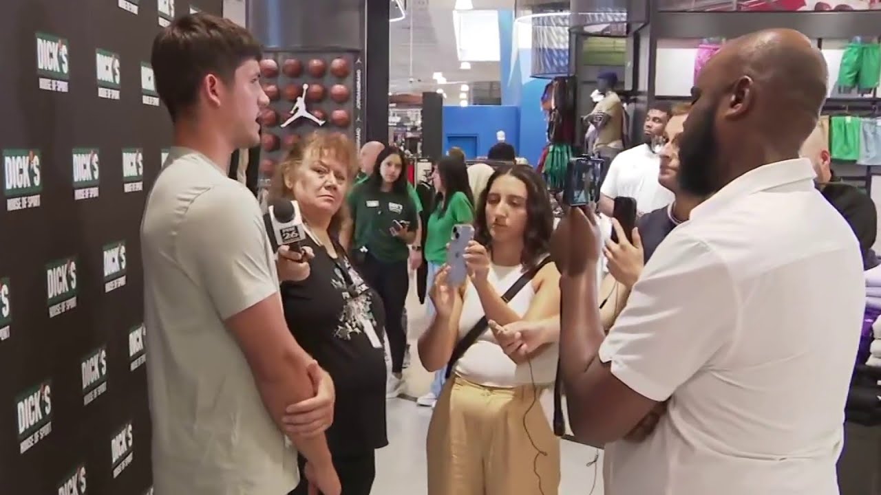 Rockets guard Reed Sheppard gives 10 Houston kids back-to-school shopping spree
