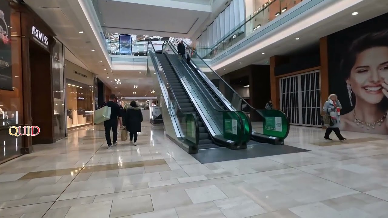 London's Fusion Charm: Exploring Shepherd's Bush and White City 🇬🇧 Westfield Mall - 4k WALK