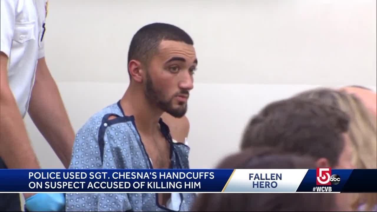 Slain officer's handcuffs used to restrain accused cop killer