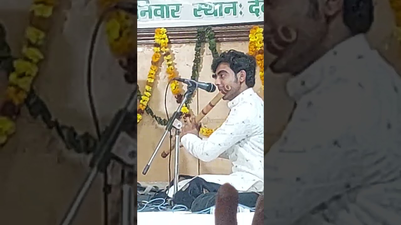 Pt Rajendra Prasanna, Delhi,( Rag pahadi,) Tabla -Pt Abhishek Mishra , harmonium- Dr Yogesh Garg . 