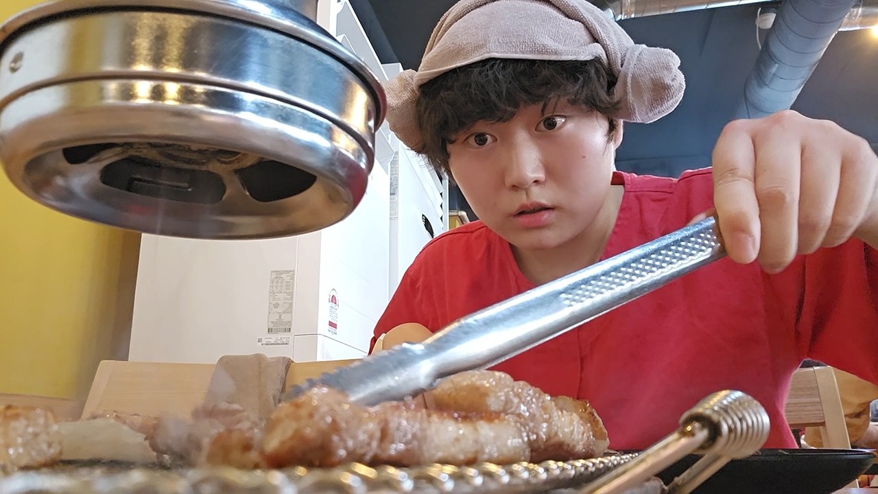 고인물만 가는 부산 찜질방에서 혼자 68,000원 쓰는 브이로그