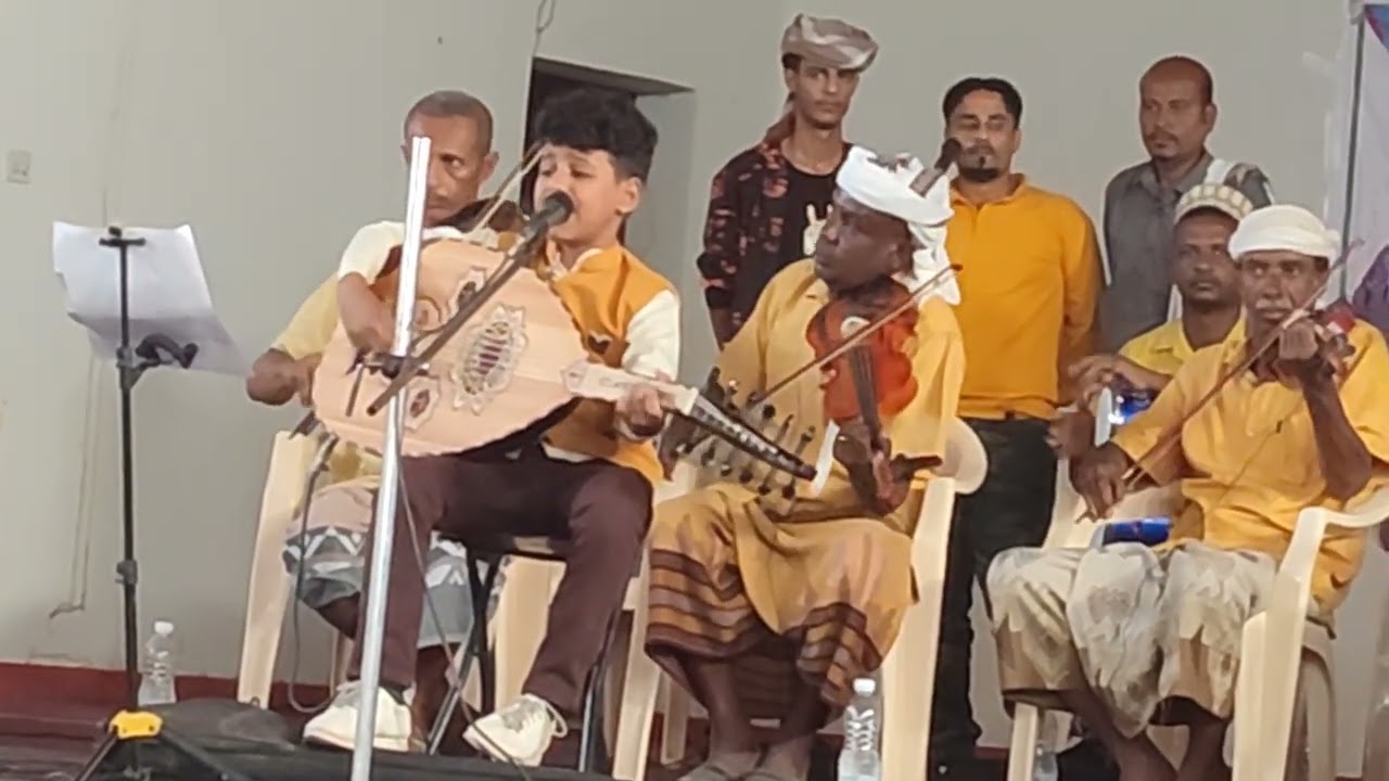 اناوالعقل،في حيره  كلمات احمد سيف ثابت الحان سعودي احمد تكريمي منتدئ الحسيني