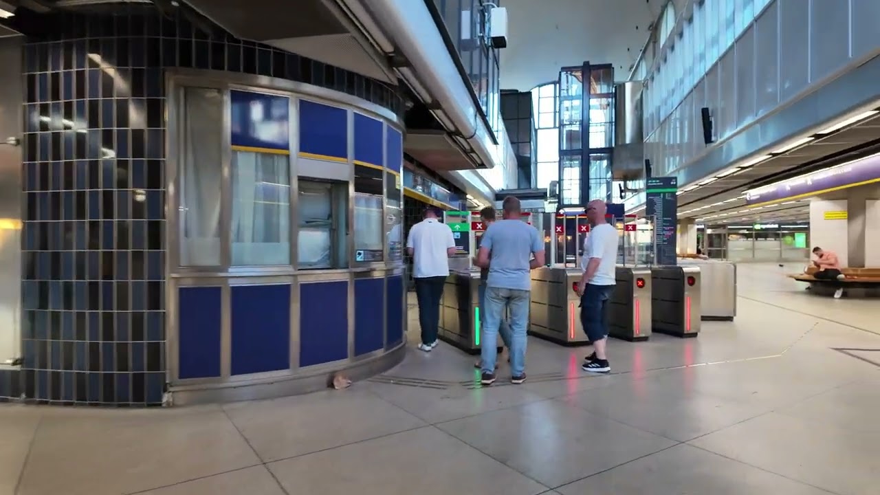 Sweden, Stockolm Gullmarsplan Subway Station, 2X elevator