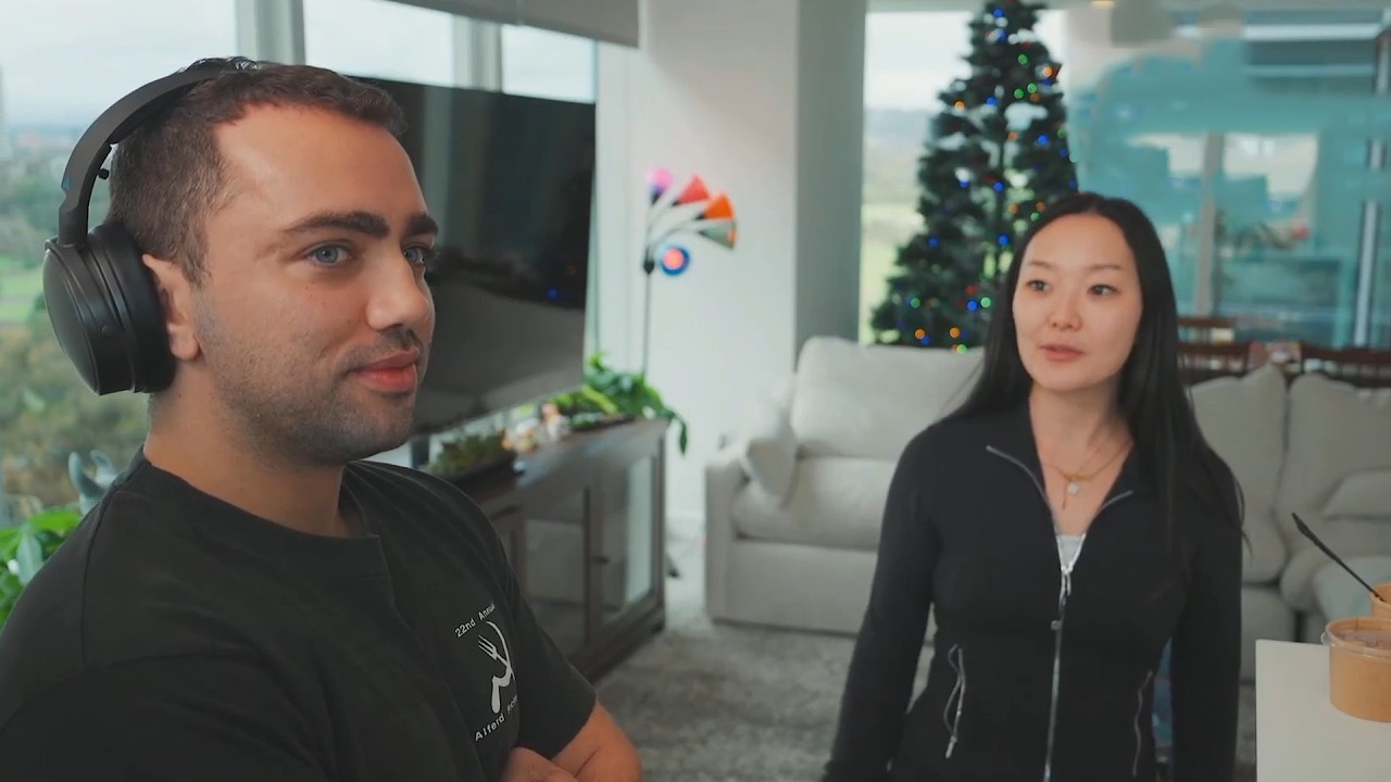 Mizkif is stalking women again!? 😱