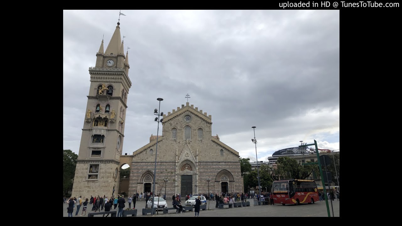 Messina Cathedral Clock strikes Midday - Apr 30 2019