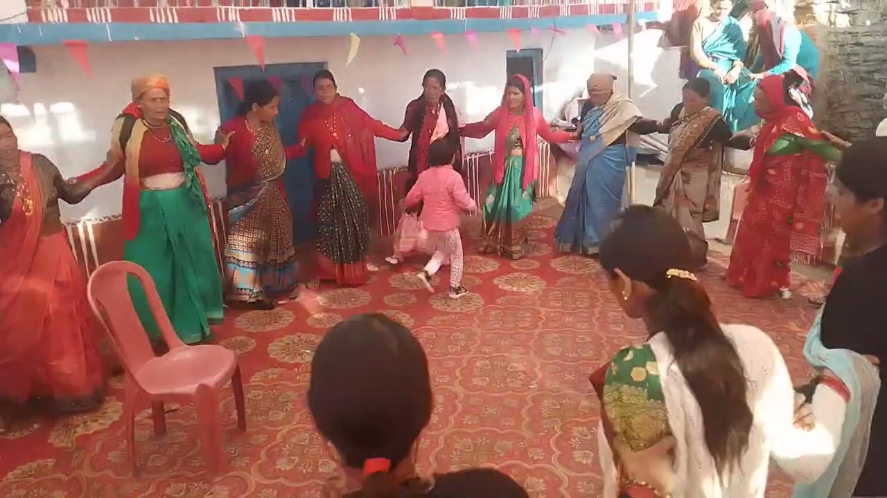 Kumauni jhoda ♥️😍#kumauni jhoda#viral #Uttrakhand#kumauni #pahadivlogs #pahadilife #keeploving 