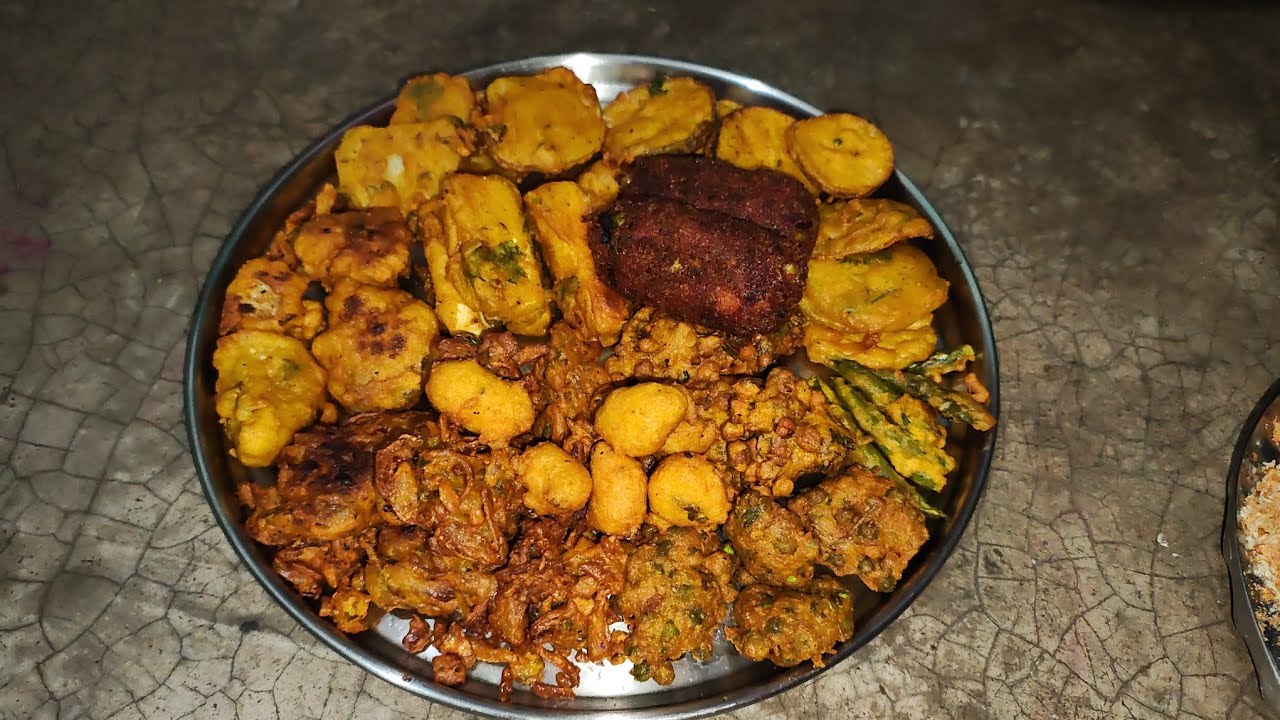 Holi Special Pakode Recipe. #pakodarecipe #pakoda #recipe #food #holispecial #holi #trendingvideo 