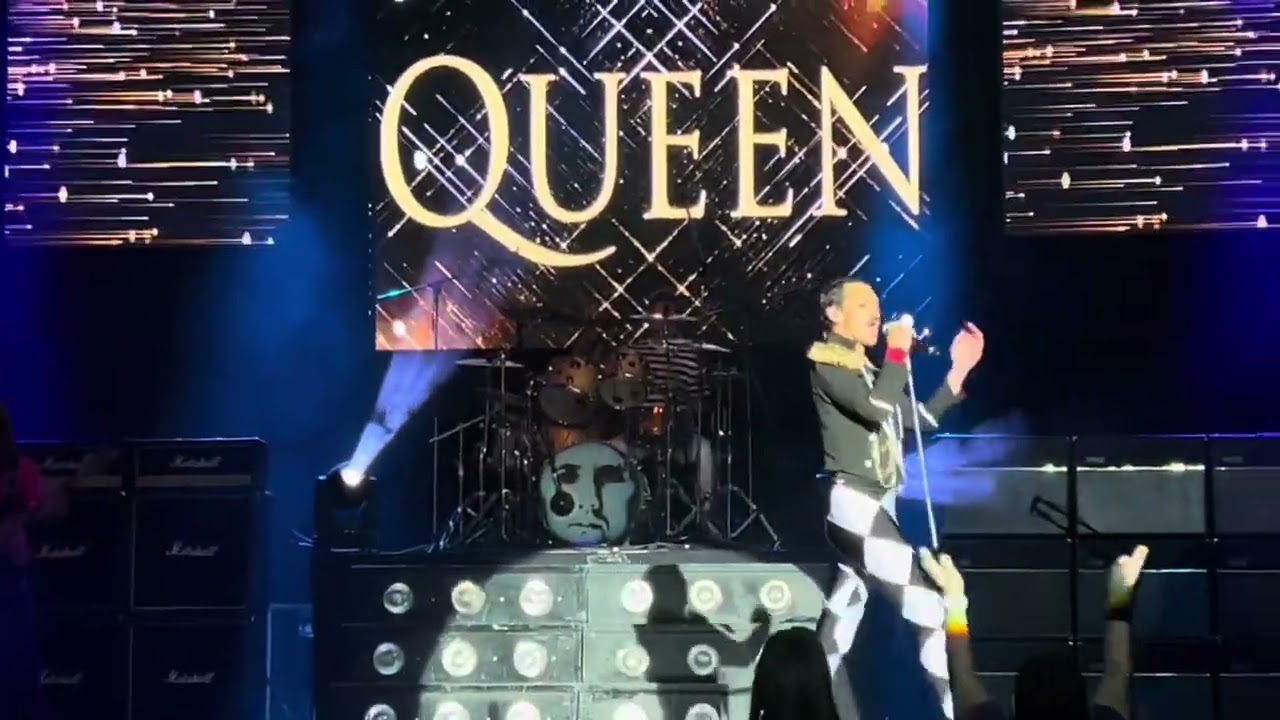 QUEEN IT’S A KINDA MAGIC