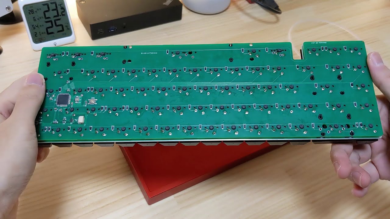 Bakeneko 60/65 V2 Mounting Style