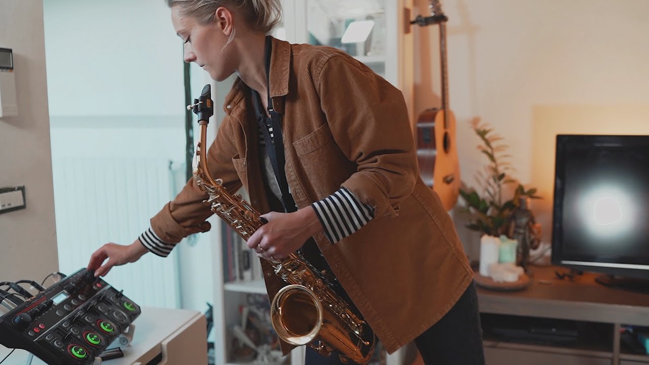 REAL-TIME LOOPING WITH RC505
