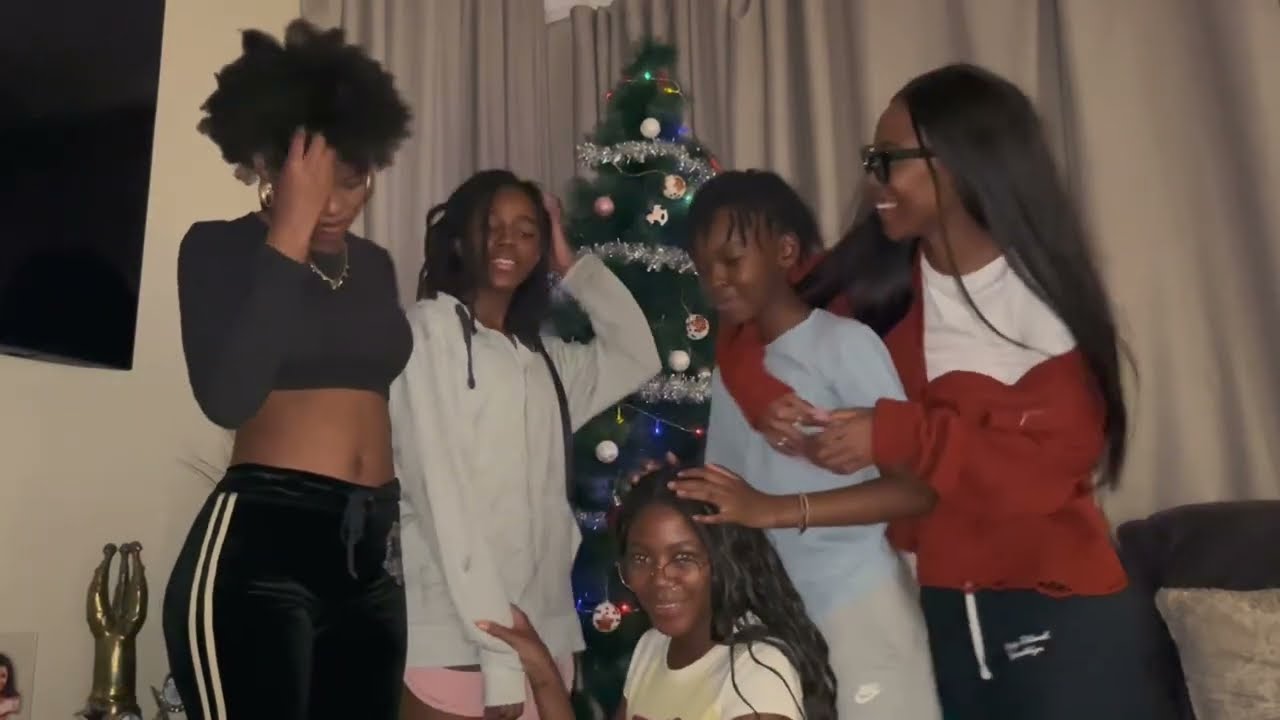VLOG: Zulu Dance Practice| Bike Struggles| Christmas Setup