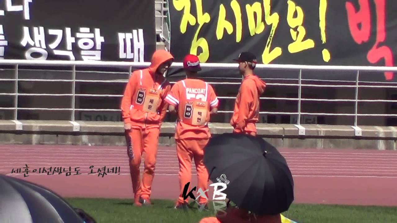 [Fancam] 130903 Idol Star Athletics Championship - Baekhyun & Kai 【KxB】