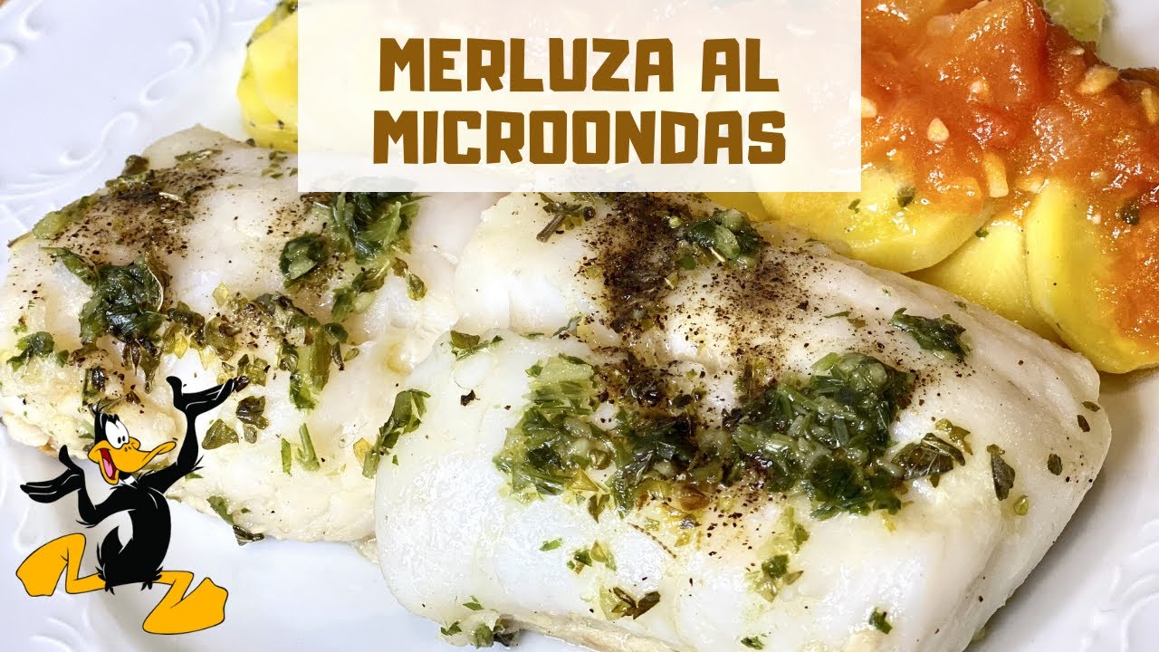 Merluza al Microondas con Patatas, Ajo y Perejil 🤤 ¡RECETA CON MERLUZA!