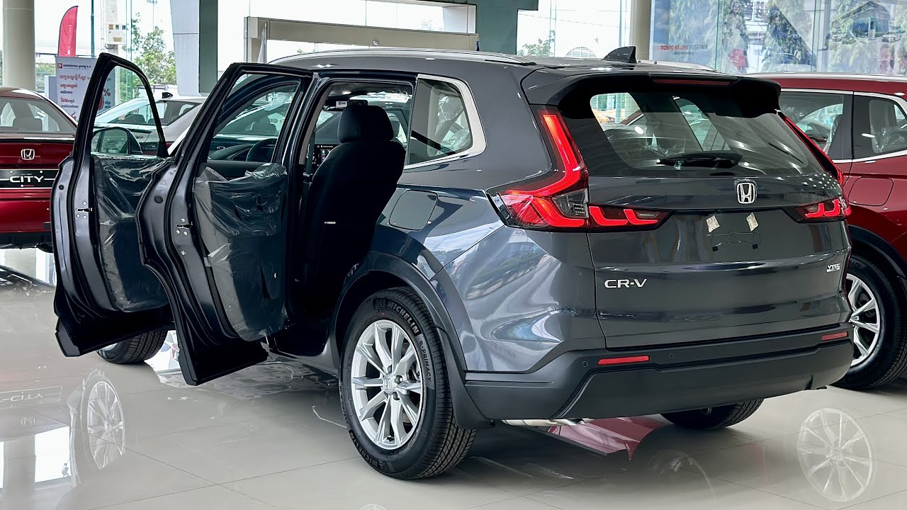 2024 HONDA CR-V 1.5L Turbo METEOROID GRAY METALLIC Color - Exterior and Interior Details