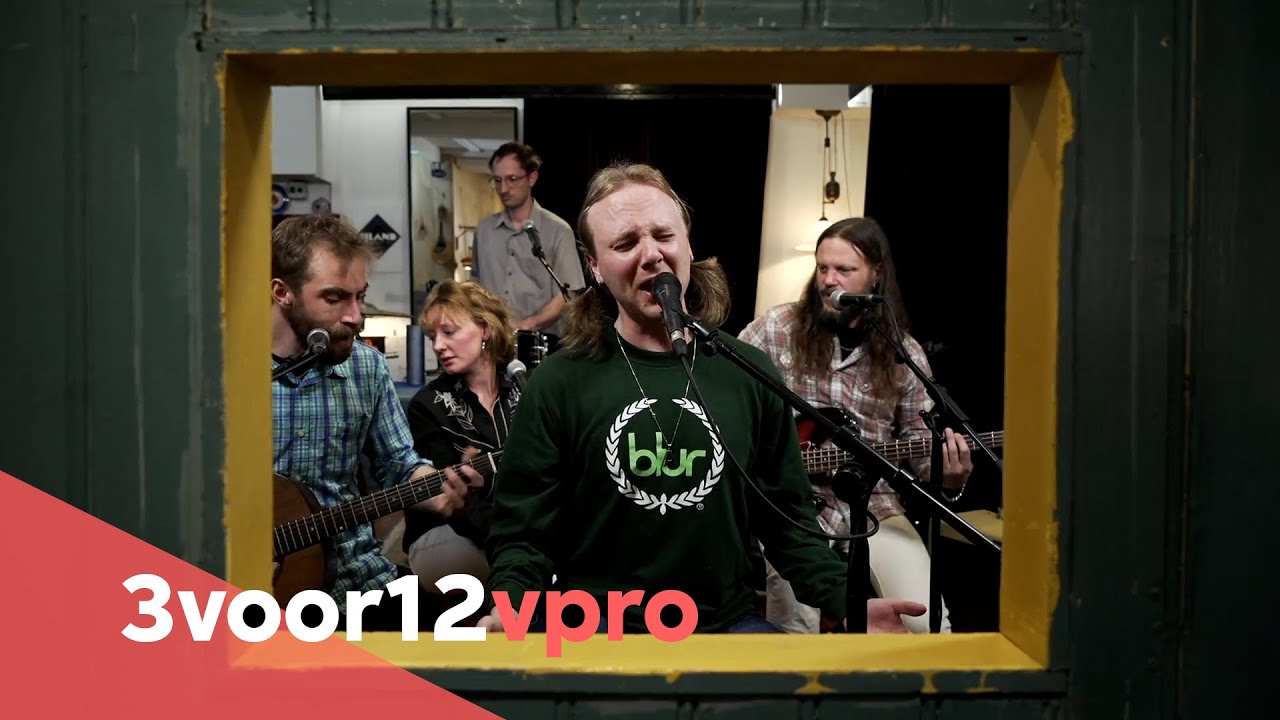 De popkast met Hang Youth