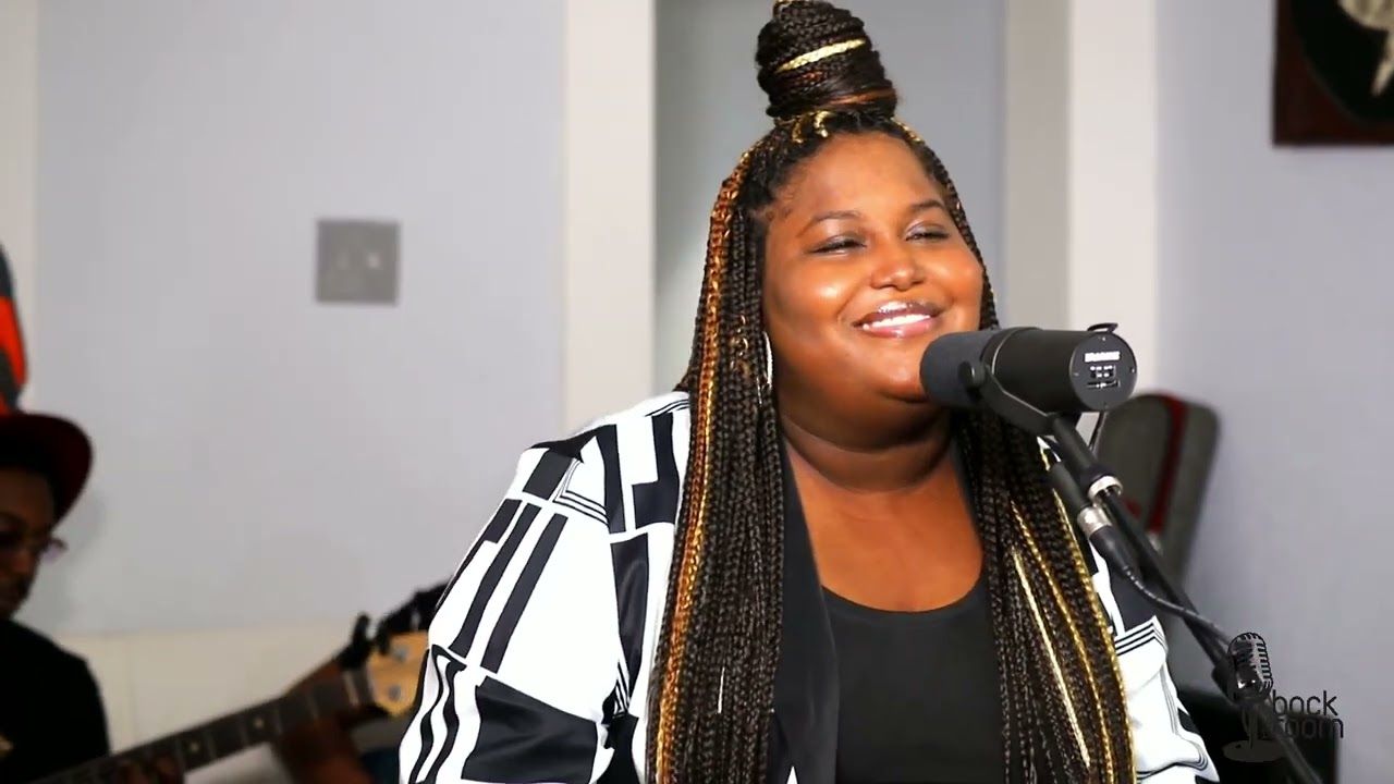 MAC presents: Lex Renee Live from The Back Room at Art House Café, Episode 023
