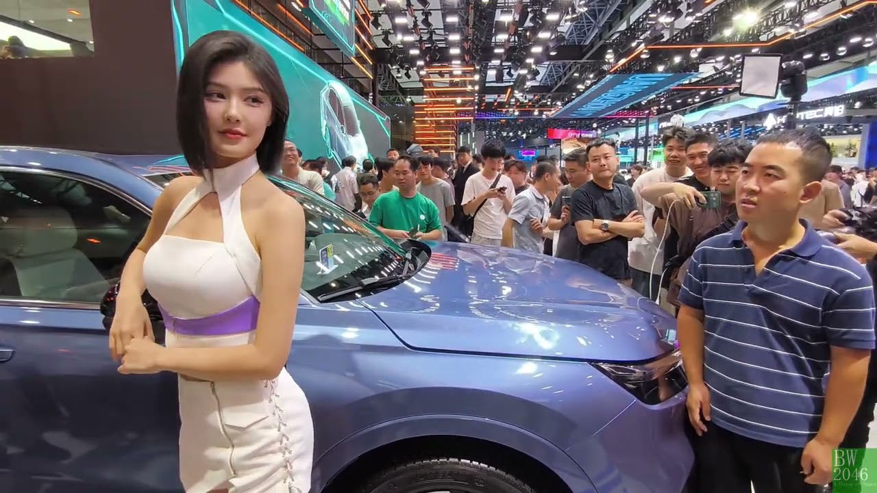 程兒 程儿 Cheng Er vs 條紋哥 条纹哥 - 客途秋恨 - 廣州國際汽車展覽會 廣州車展 Auto Guangzhou 2024