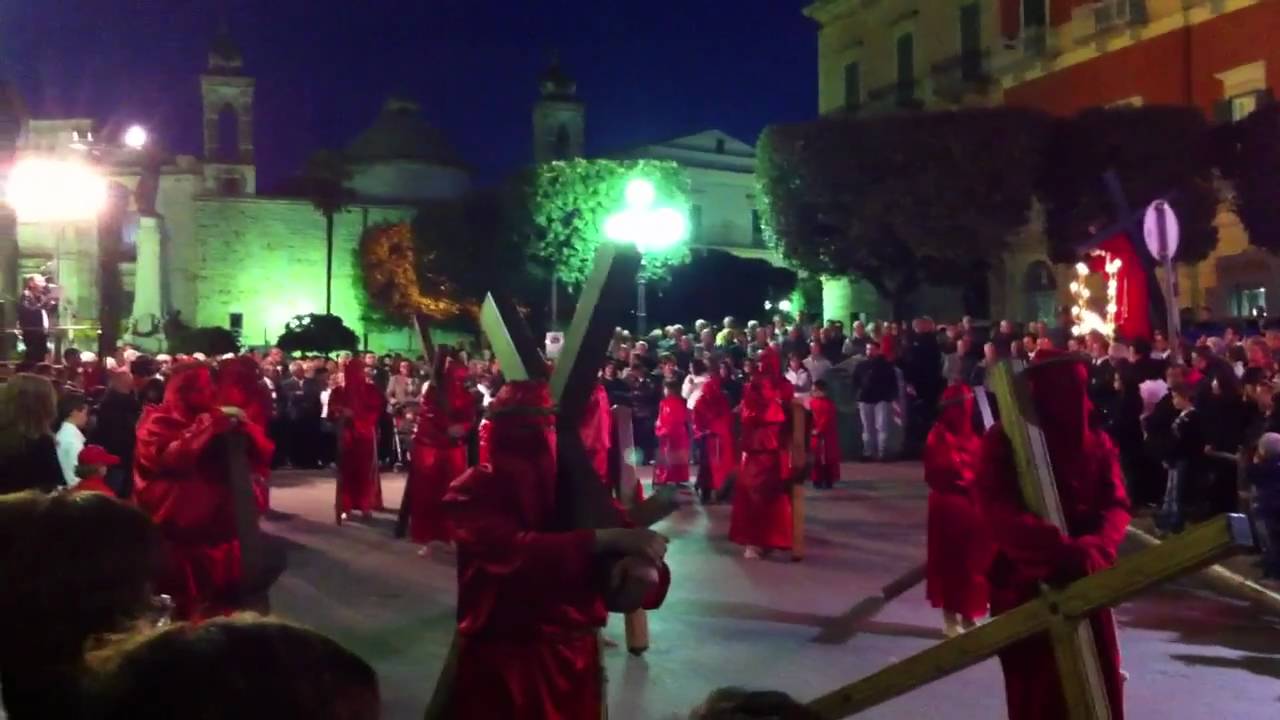 Processione dei misteri Grumo Appula 22:04:2011