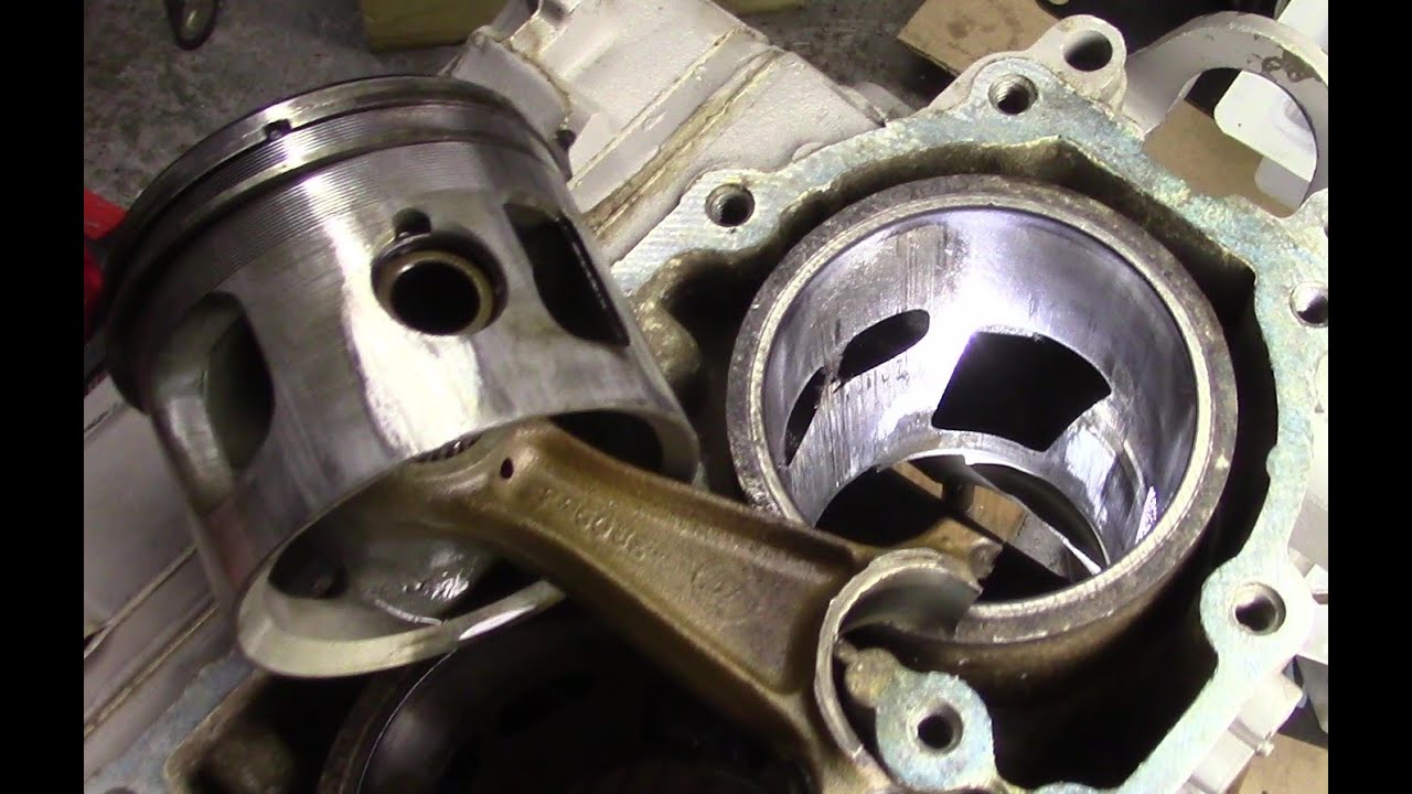 1984 Johnson 70hp Triple "Tear Down"  And Diagnosis ( Johnson / Evinrude 55, 60, 70, 75 hp )