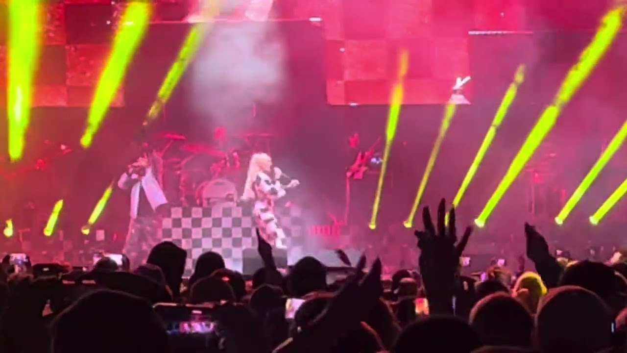 Gwen Stefani (with Sean Paul) - Light My Fire @ Cali Vibes Festival 2024