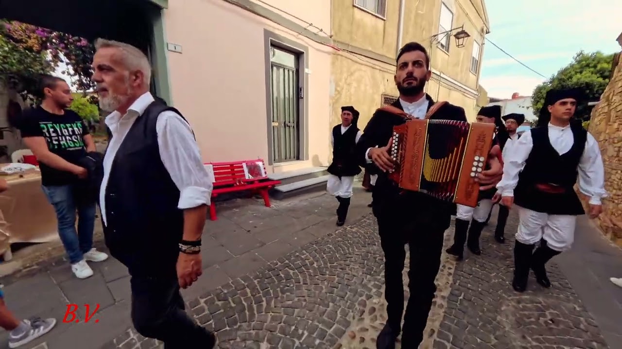 Festa del Borgo animazione musicale itinerante Sanluri 28 9 25