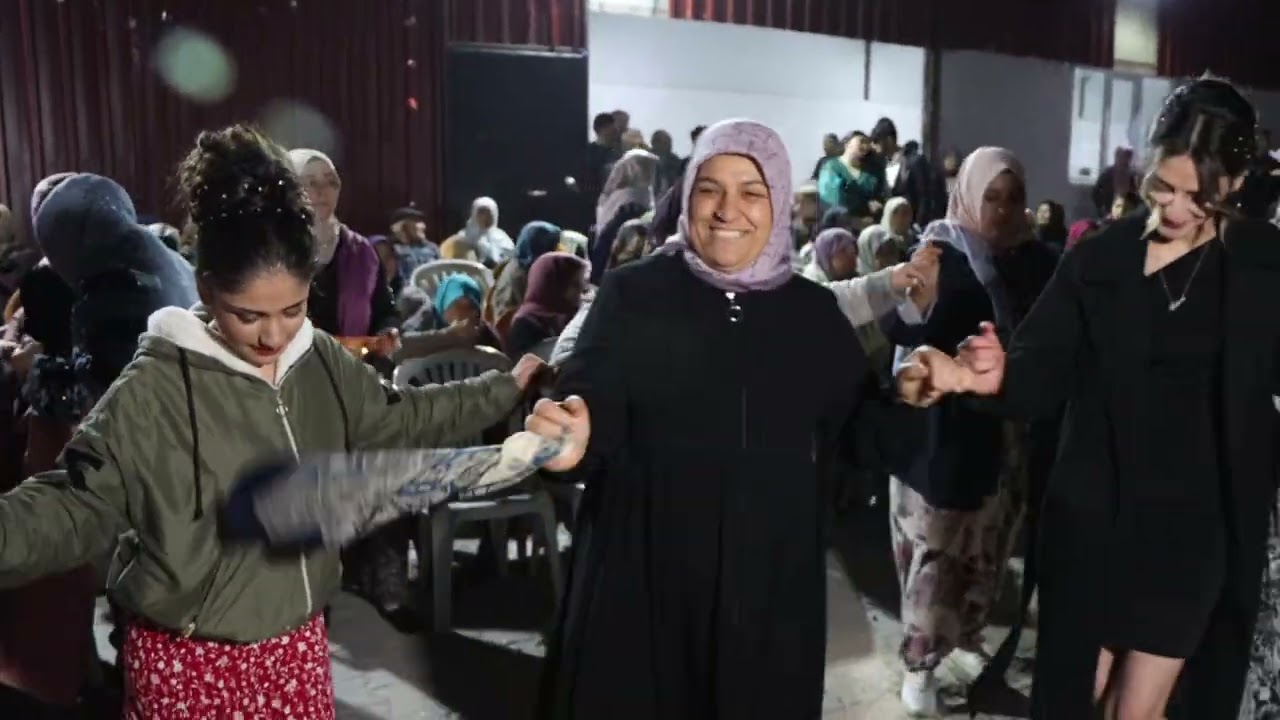 birazda Halay izleyelim