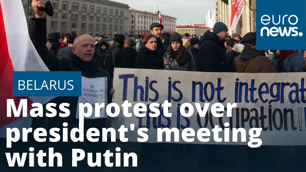 Mass protests in Belarus over president's meeting with Putin