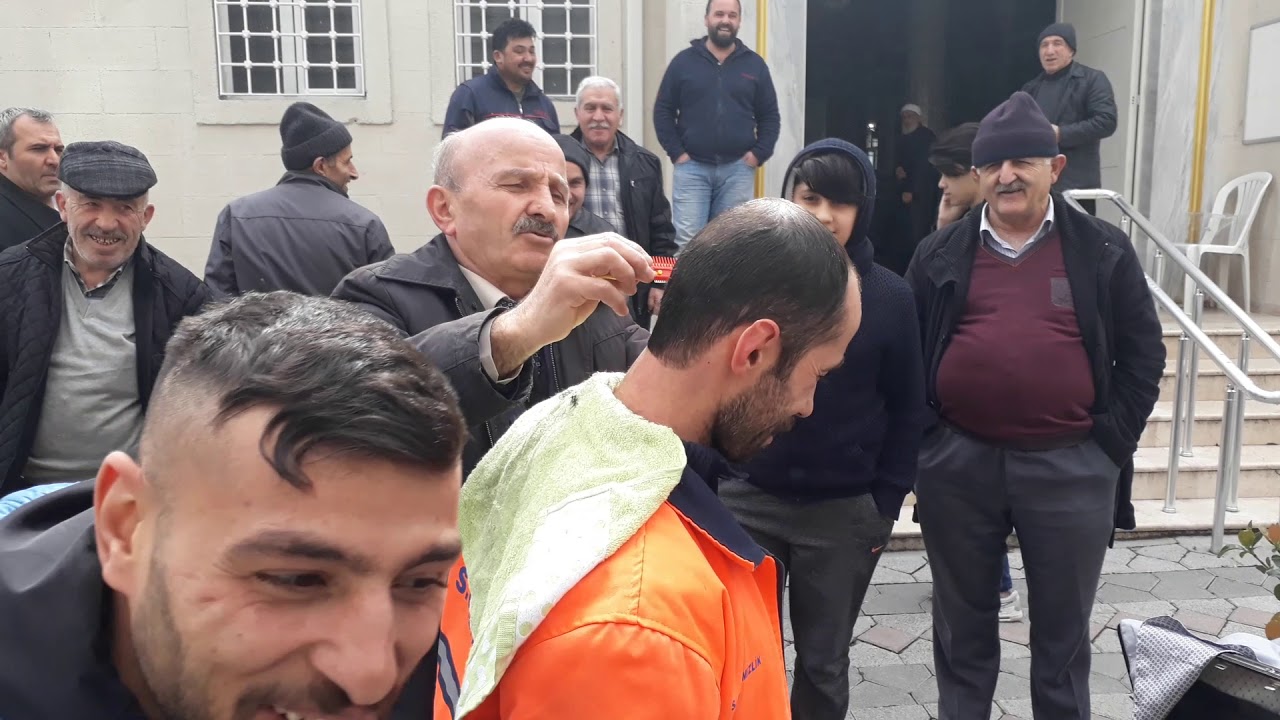 Son sokak satıcısı amcamız 🤔🤔