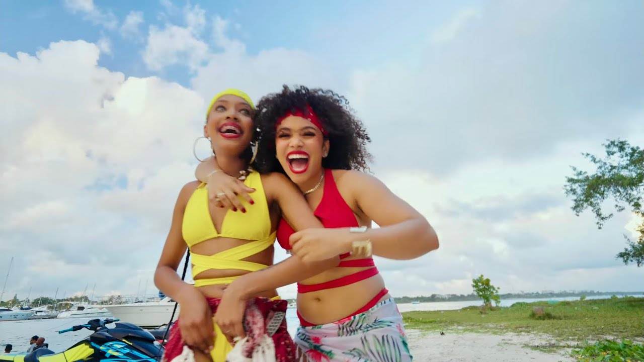 Chelsy X Yaya La Voz - SHORTIES | Video Oficial 4K
