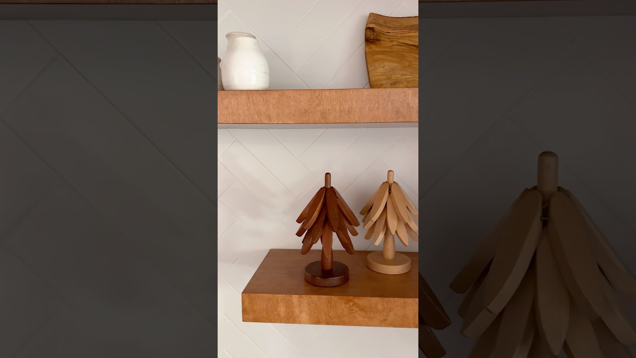 Wooden tree coasters 🌲 #homefinds #homedecor #homegadgets #amazonfinds #coaster #kitchendecor