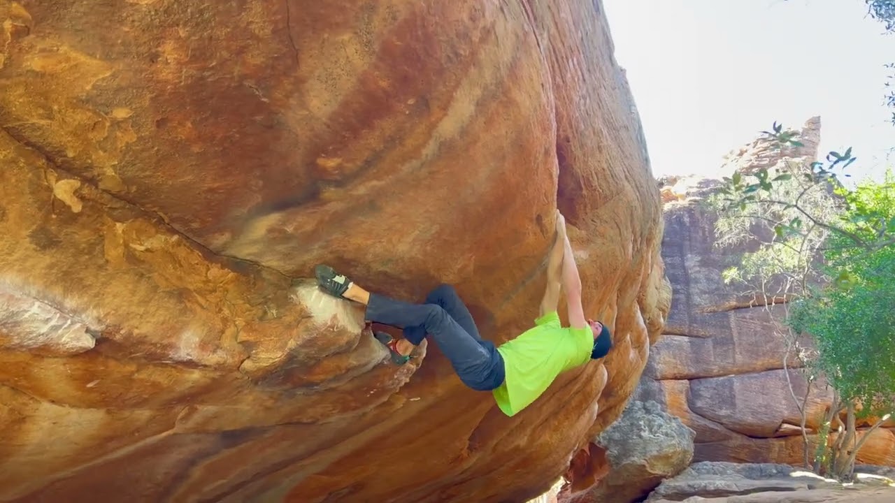 Moon Shadow, 8b. Rocklands