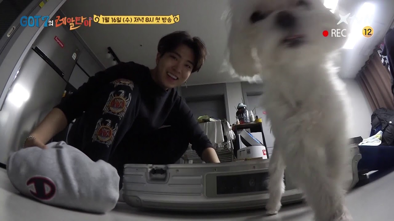 [eng sub] 잠옷부터 코코밥알까지..? GOT7 뱀뱀, 영재 짐싸기! (GOT7 Realthai)