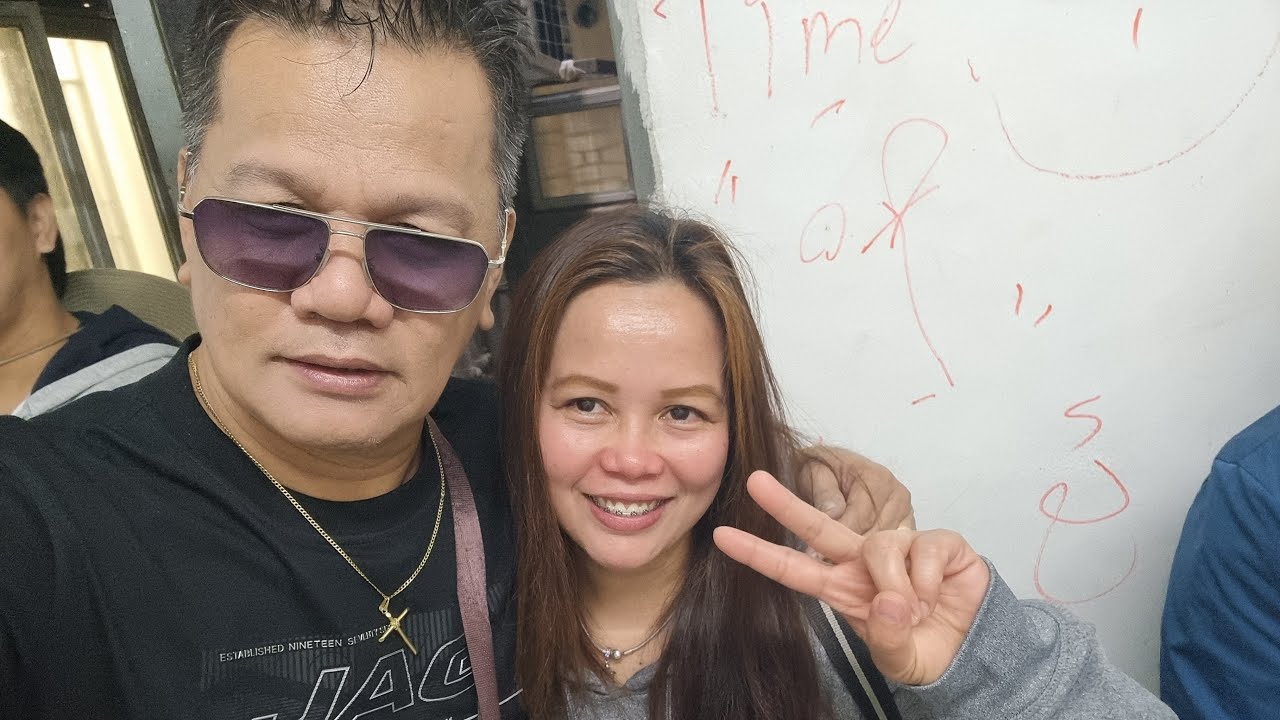 MALAPIT NA KAMI SA VENUE